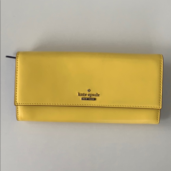 kate spade Handbags - Kate Spade Wallet